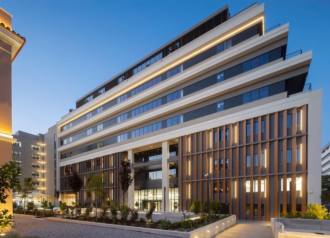 Piraeus Port Plaza 2